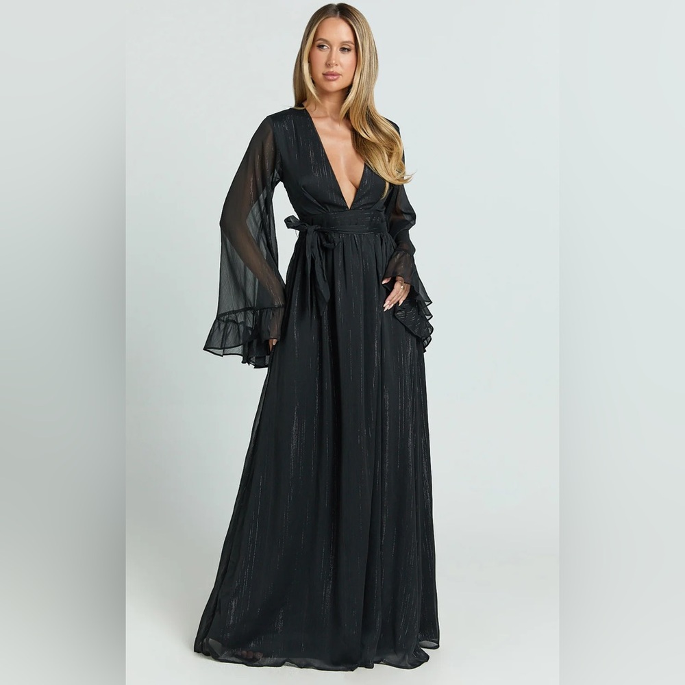 Elegant Light Blue Maxi Dress with Belt